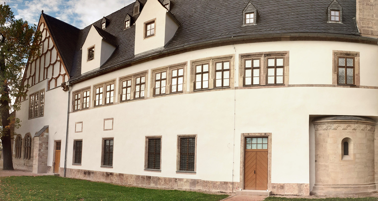 Fassadensanierung & Natursteinsanierung